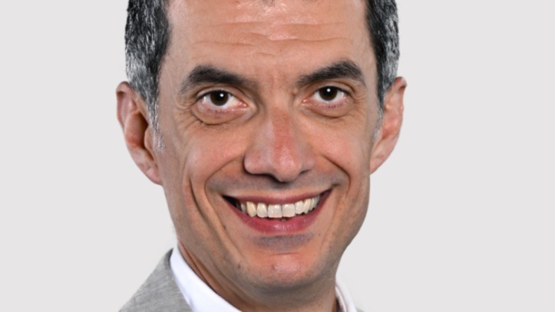 Portrait_pic_Entwurf_GuiseppeDeleonardis_CarlosGarcia-1